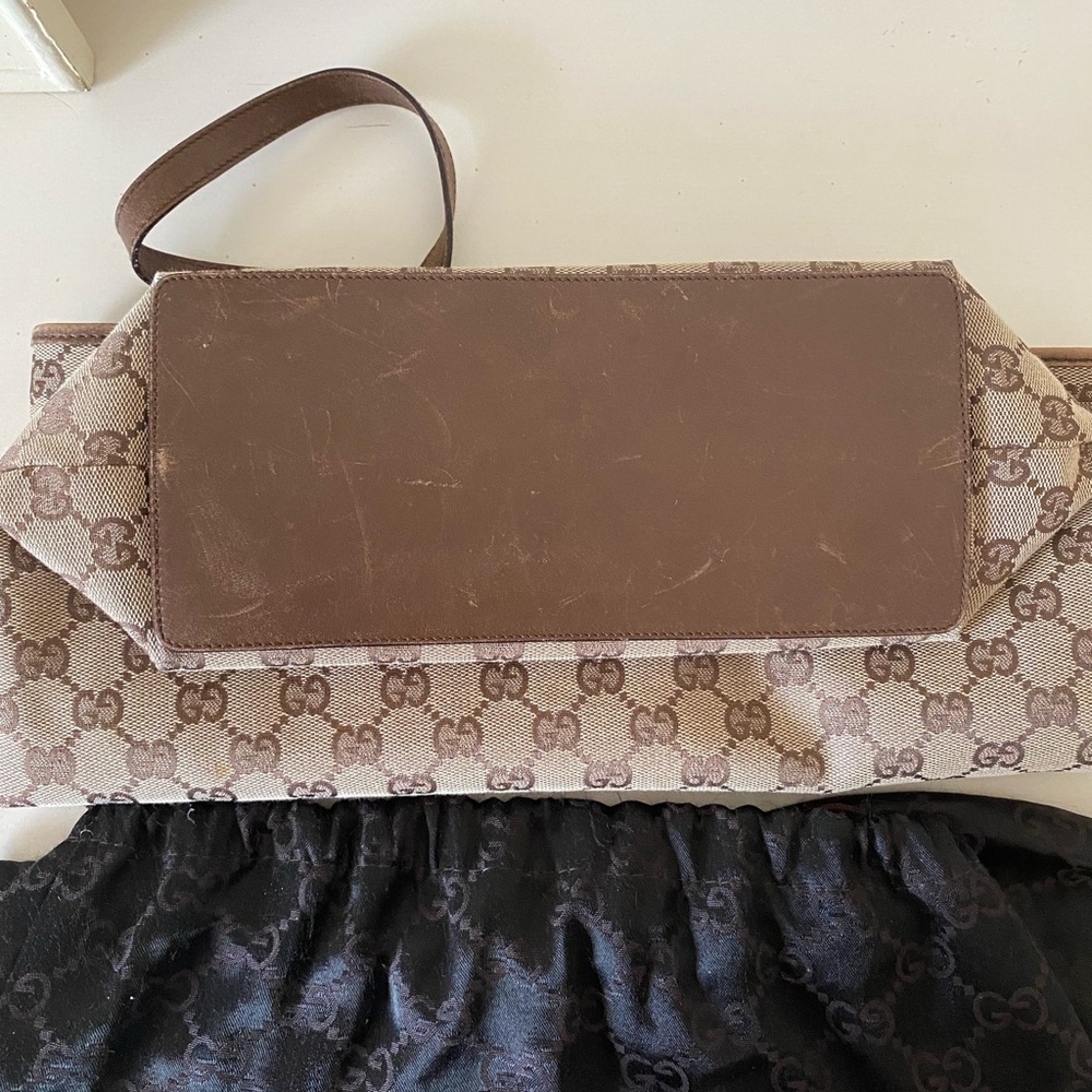 Authentic Gucci tote ! - Picture 5 of 6